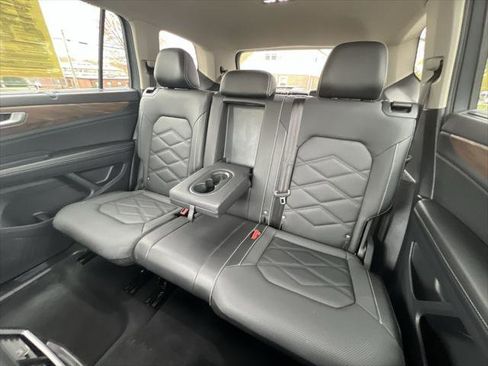 Certified 2025 Volkswagen Atlas SE AWD/4WD image 21