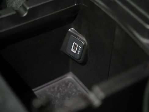 Used 2020 Jeep Wrangler Sport image 33