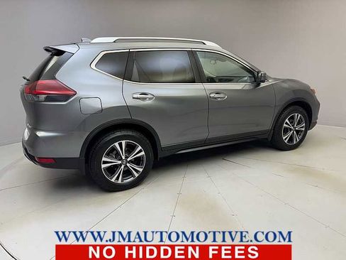 Used 2019 Nissan Rogue SV w/ Sun & Sound Touring Package AWD/4WD image 5