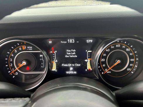 Certified 2022 Jeep Gladiator Sport AWD/4WD image 21