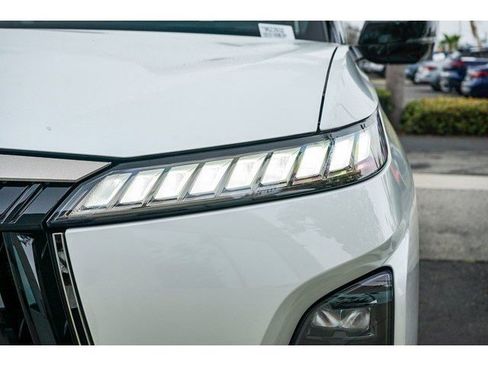 New 2026 INFINITI QX80 Autograph AWD/4WD image 8