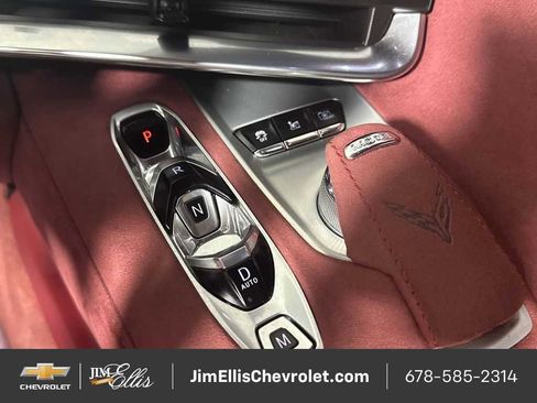 Used 2021 Chevrolet Corvette Stingray Premium Cpe w/ Z51 Performance Package image 22