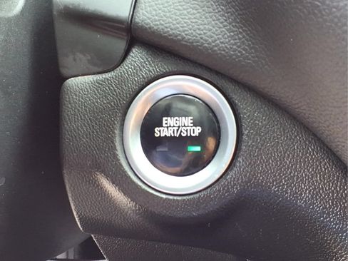 Used 2021 Chevrolet Equinox LT FWD image 8