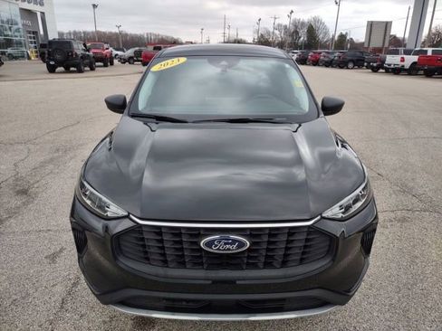 Used 2023 Ford Escape Active w/ Tech Pack #1 AWD/4WD image 9