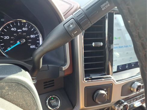 Used 2022 Ford F350 Platinum AWD/4WD image 20