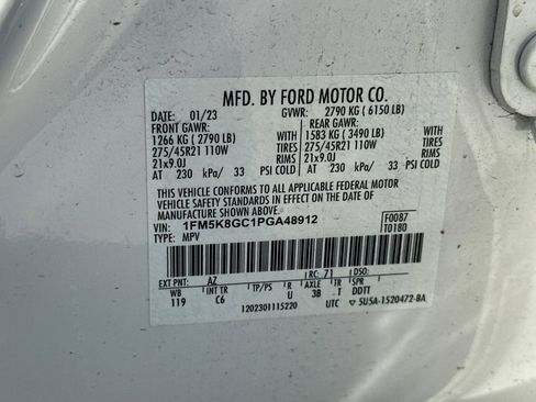 Used 2023 Ford Explorer ST w/ Equipment Group 401A AWD/4WD image 33