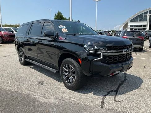 Used 2021 Chevrolet Suburban Z71 w/ Z71 Off-Road Package AWD/4WD image 3