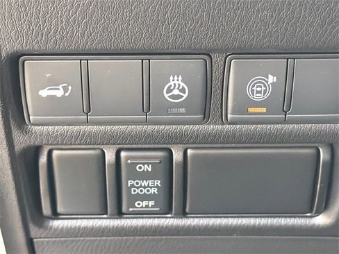 Certified 2023 Nissan Armada Platinum w/ Captain's Chairs Package image 29