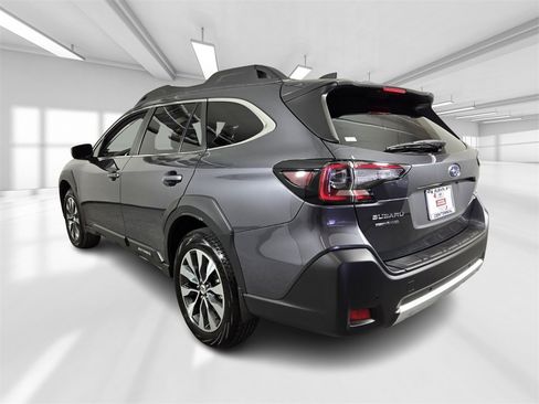 Certified 2025 Subaru Outback Limited XT image 4