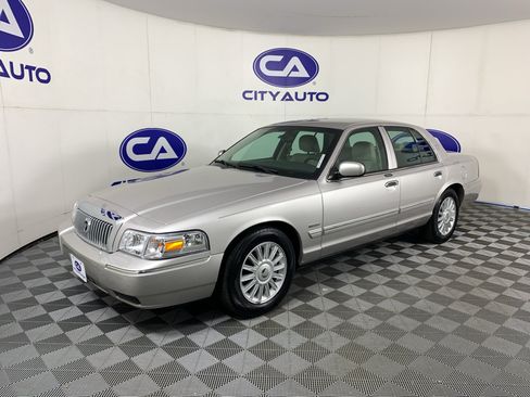 Used 2010 Mercury Grand Marquis LS RWD image 6