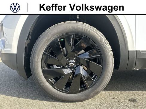 New 2026 Volkswagen Atlas SE AWD/4WD image 11