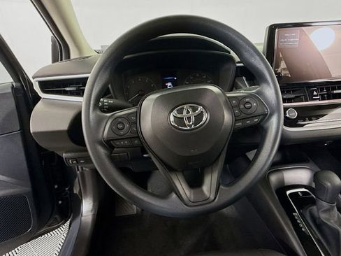 Certified 2025 Toyota Corolla LE image 11