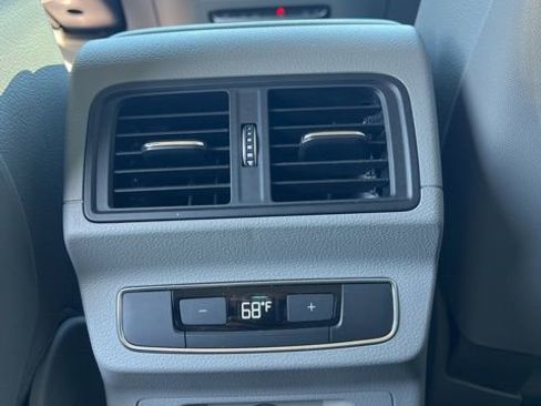 Used 2020 Audi Q5 2.0T Premium image 22