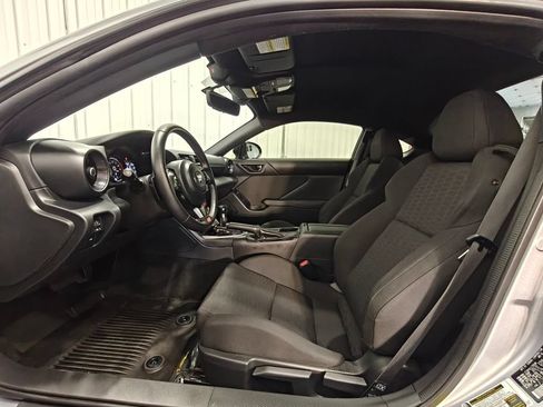 Used 2023 Toyota GR86 w/ ALL Weather Mat Package (TMS) RWD image 25