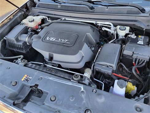 Used 2016 GMC Canyon SLE image 21