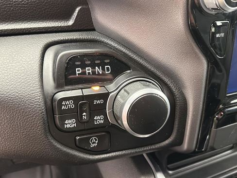 Used 2024 RAM 1500 Big Horn AWD/4WD image 28
