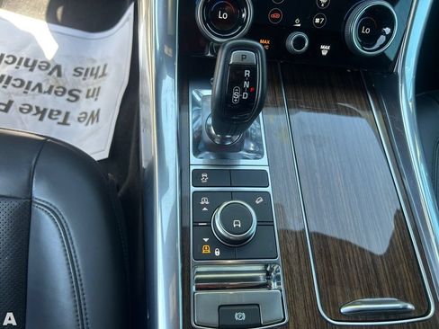 Used 2019 Land Rover Range Rover Sport HSE AWD/4WD image 24