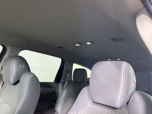 Used 2015 Chevrolet Traverse LS FWD image 13