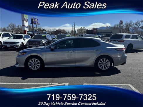 Used 2019 Toyota Camry LE w/ Carpet Mat Package image 6