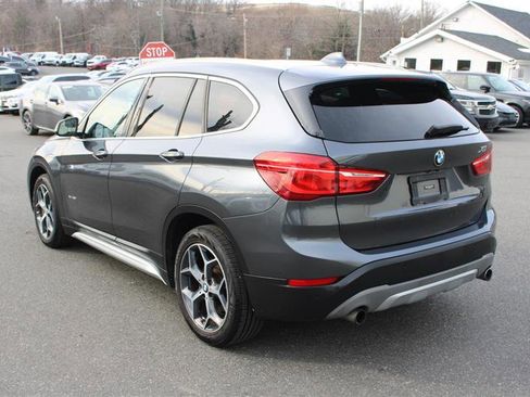 Used 2017 BMW X1 xDrive28i image 6