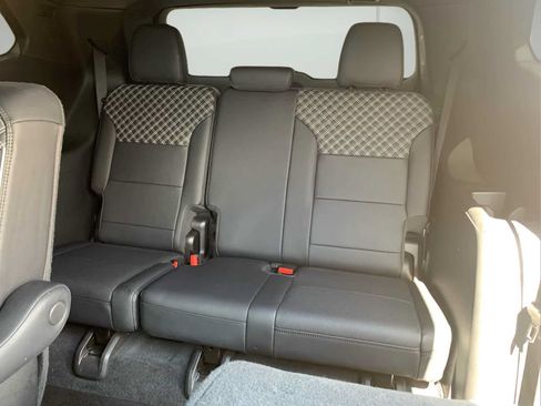 Used 2024 GMC Acadia Denali w/ Super Cruise Package FWD image 14