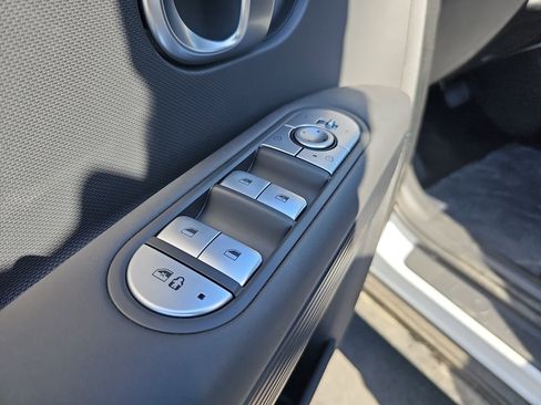 Used 2024 Hyundai Ioniq 5 SEL image 29