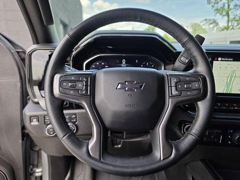 Used 2025 Chevrolet Silverado 2500 ZR2 w/ Technology Package AWD/4WD image 26