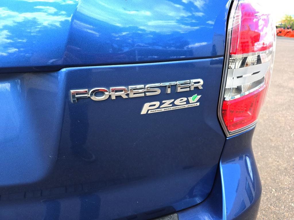 Used 2015 Subaru Forester 2.5i Premium w/ All-Weather Package AWD/4WD image 33