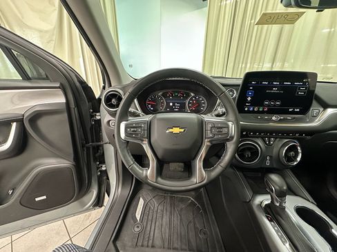 Used 2024 Chevrolet Blazer LT w/ Sound & Technology Package AWD/4WD image 22