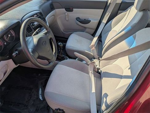 Used 2009 Hyundai Accent GLS image 9