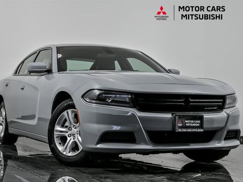 Used 2021 Dodge Charger SXT w/ Leather Interior Group image 1