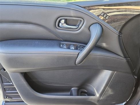 Used 2024 INFINITI QX80 Luxe image 27