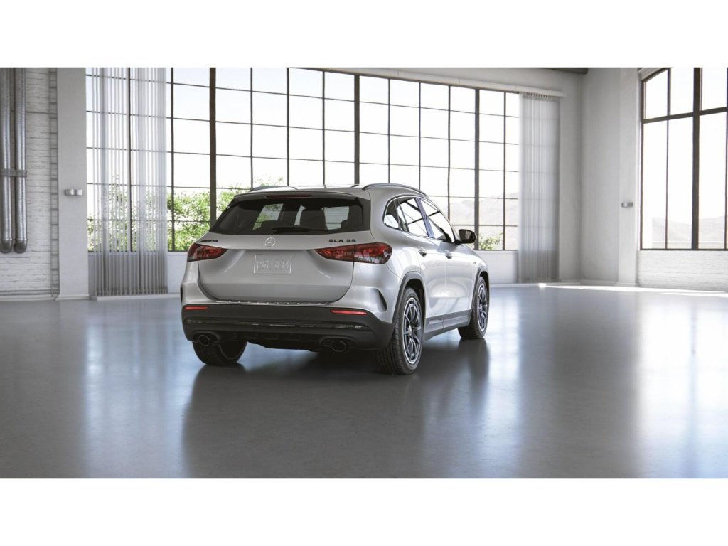 Certified 2022 Mercedes-Benz GLA 35 AMG 4MATIC image 24