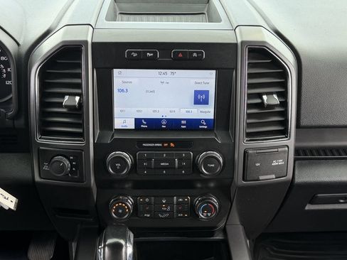 Used 2019 Ford F150 XLT w/ Equipment Group 302A Luxury AWD/4WD image 18