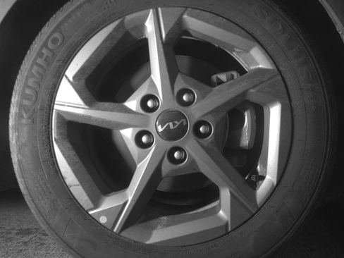 Used 2025 Kia K4 FWD image 13