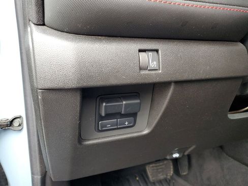 Certified 2025 Chevrolet Colorado Z71 w/ Technology Package image 10