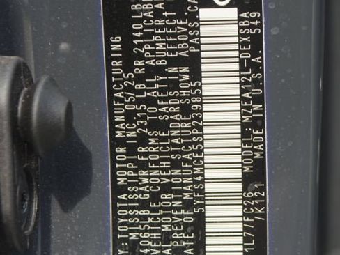 Certified 2025 Toyota Corolla SE FWD image 26