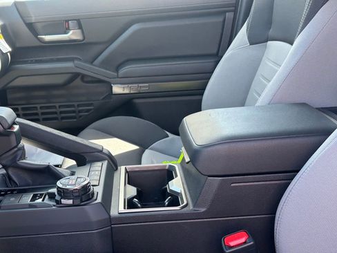 New 2026 Toyota Tacoma TRD Off-Road AWD/4WD image 9