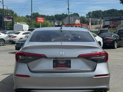 Used 2022 Honda Civic Sport image 6