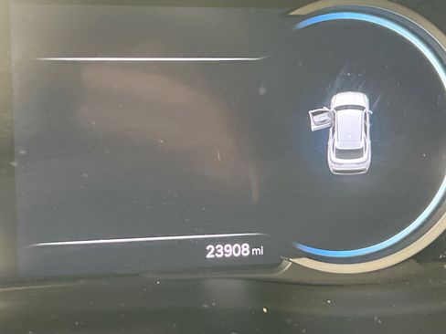 Used 2024 Genesis GV70 3.5T Sport image 12