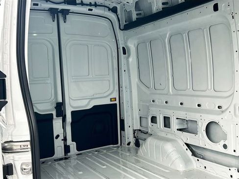 Certified 2025 Ford Transit 250 148 High Roof AWD image 23