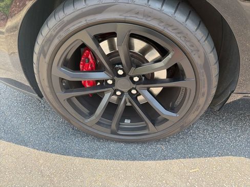 Used 2015 Chevrolet Camaro SS w/ SS Performance Package RWD image 6