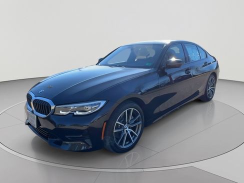 Used 2022 BMW 330i xDrive Sedan w/ Premium Package 2 AWD/4WD image 2