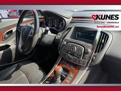 Used 2011 Buick LaCrosse CXL w/ Luxury Package FWD image 33