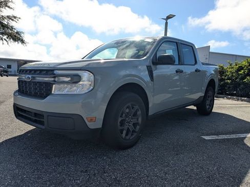 Used 2022 Ford Maverick XLT FWD image 6