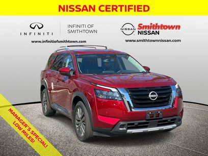 Certified 2025 Nissan Pathfinder SL w/ SL Premium Package