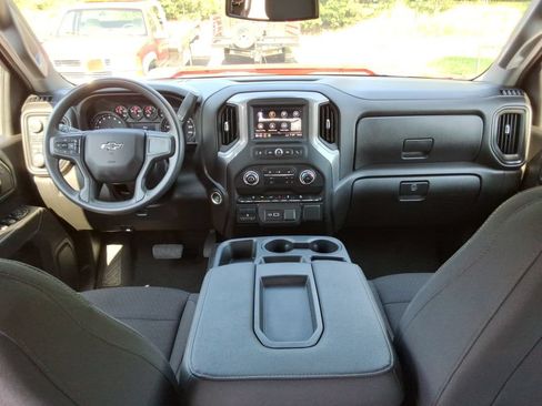 Certified 2025 Chevrolet Silverado 2500 Custom w/ Custom Value Package AWD/4WD image 21