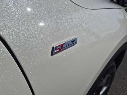 New 2026 Ford Escape ST-Line w/ Tech Pack #1 AWD/4WD image 9