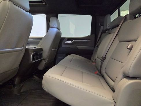 New 2026 GMC Sierra 1500 SLT w/ SLT Premium Package image 12