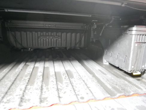 Used 2021 GMC Sierra 1500 AT4 w/ AT4 Value Package image 18